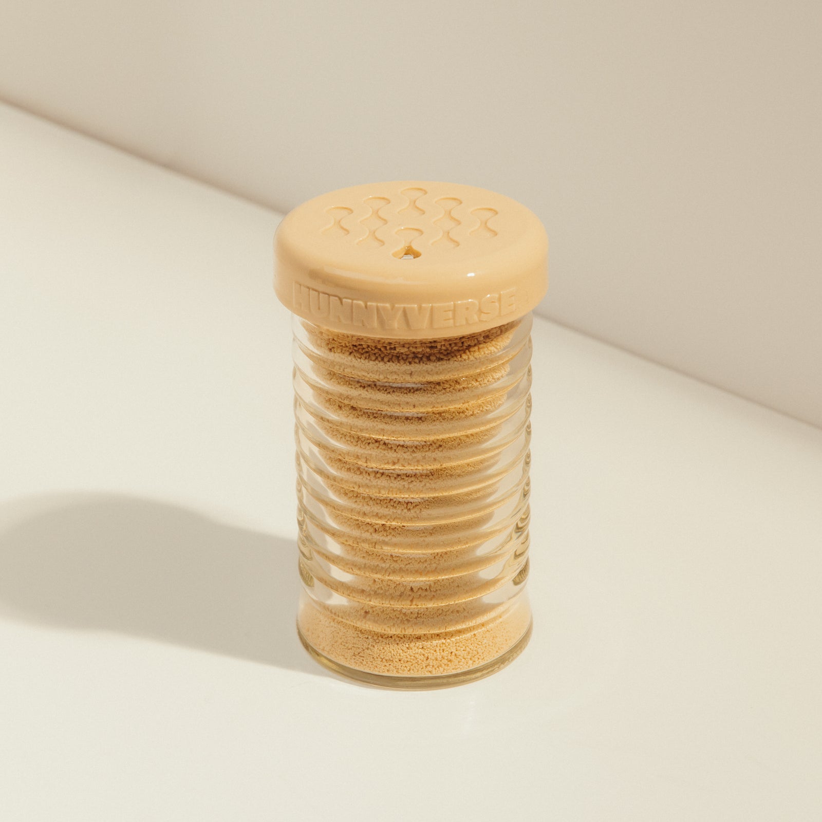 Hunnyverse Retro Pourer