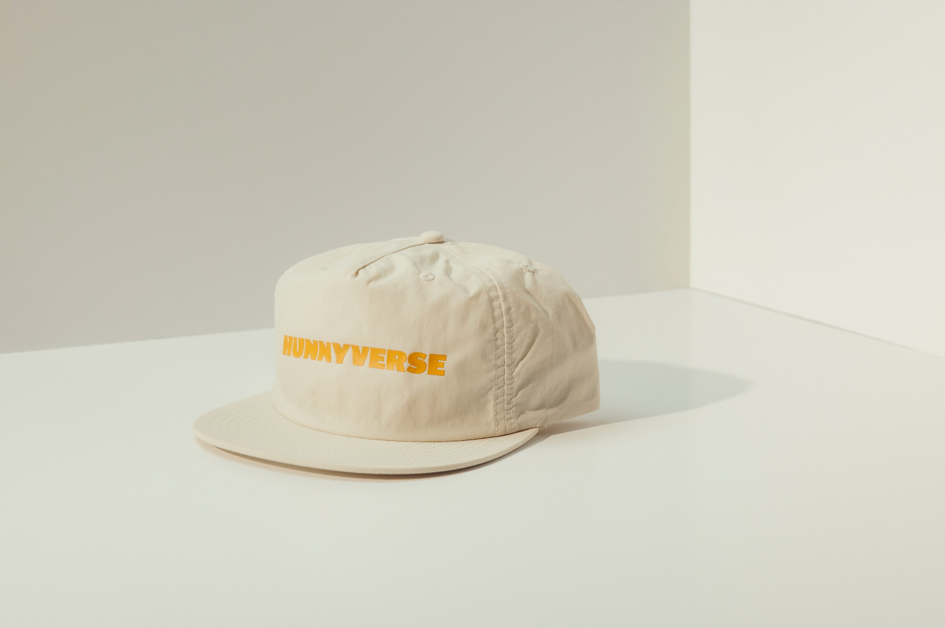 Hunnyverse Cap - Bone
